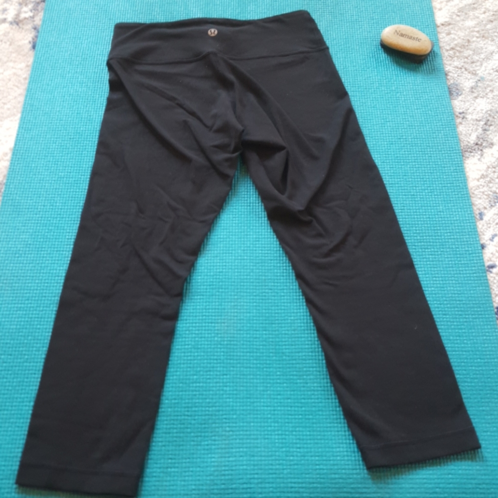 Lululemon Crop Yoga Pants